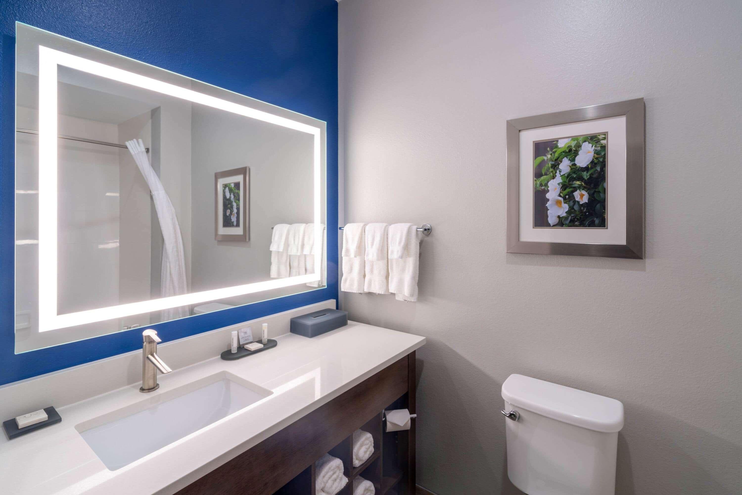 La Quinta Inn & Suites By Wyndham تيفتون المظهر الخارجي الصورة