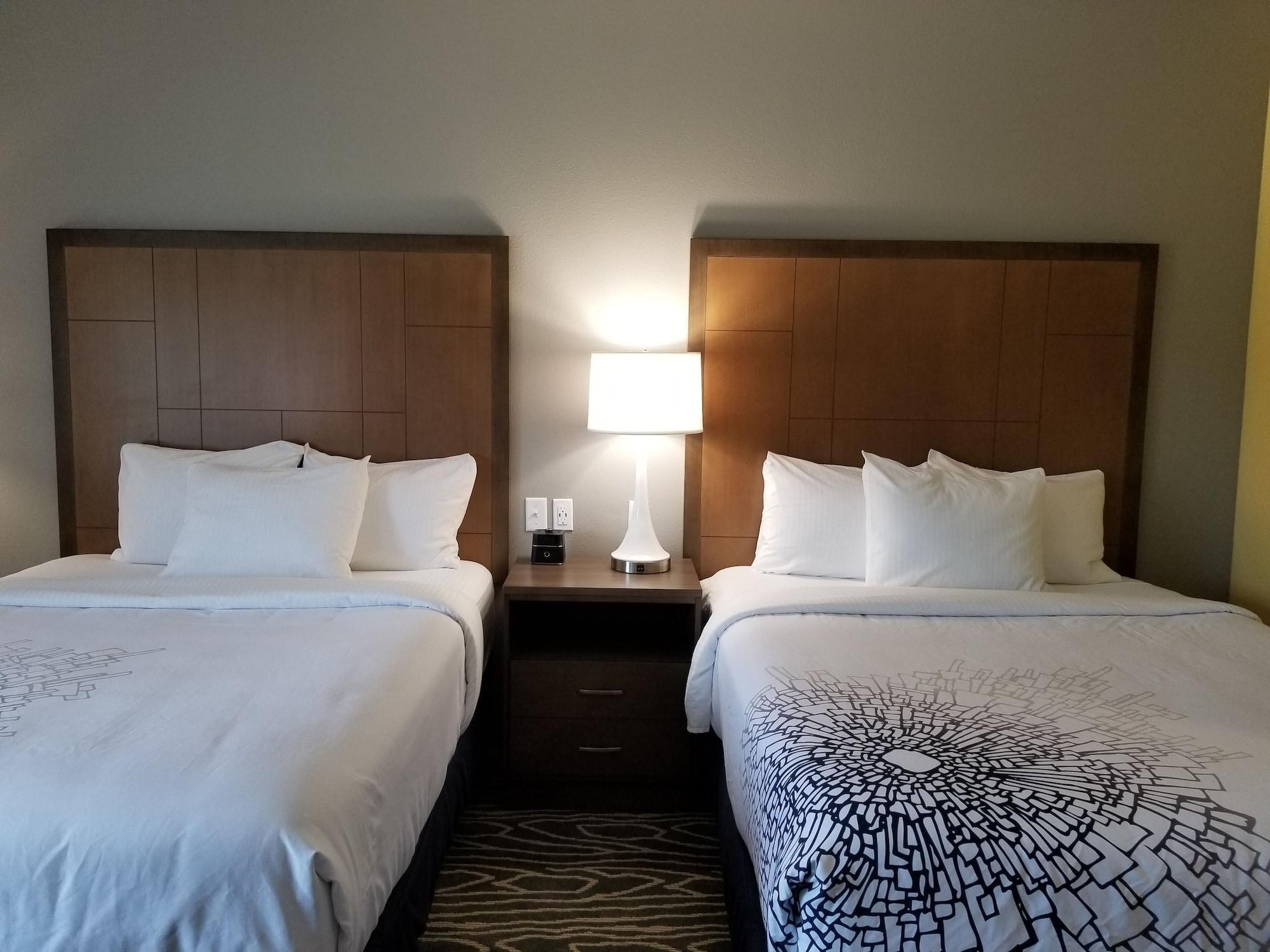 La Quinta Inn & Suites By Wyndham تيفتون المظهر الخارجي الصورة